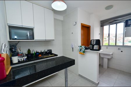 Apartamento para alugar com 76m², 2 quartos e 2 vagasCozinha
