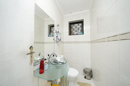 Casa à venda com 232m², 4 quartos e 3 vagasLavabo 1