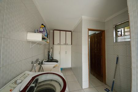 Casa à venda com 232m², 4 quartos e 3 vagasÁrea de Serviço