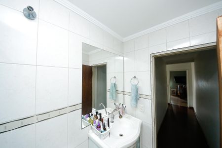 Casa à venda com 232m², 4 quartos e 3 vagasBanheiro