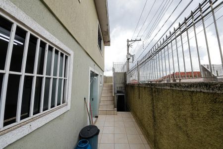 Casa à venda com 232m², 4 quartos e 3 vagasCorredor externo