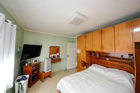 Casa à venda com 232m², 4 quartos e 3 vagasSuíte