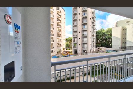 Apartamento para alugar com 40m², 2 quartos e sem vaga Apartamento para alugar com 40m², 2 quartos e sem vagaVaranda e área de serviço