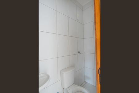 Casa de condomínio à venda com 173m², 3 quartos e 2 vagas Casa de condomínio à venda com 173m², 3 quartos e 2 vagasLavabo de serviço