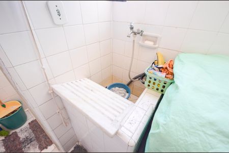 Apartamento à venda com 75m², 2 quartos e 1 vaga Apartamento à venda com 75m², 2 quartos e 1 vagaÁrea de Serviço