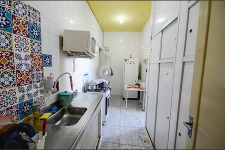 Apartamento à venda com 75m², 2 quartos e 1 vaga Apartamento à venda com 75m², 2 quartos e 1 vagaCozinha