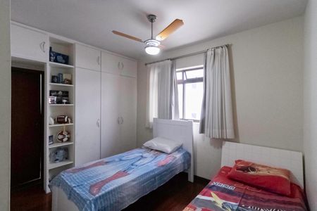 Casa à venda com 231m², 3 quartos e 3 vagasSuíte 1