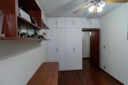 Casa à venda com 231m², 3 quartos e 3 vagasQuarto