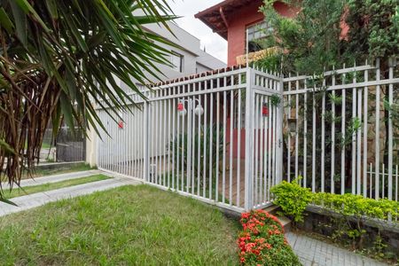 Casa à venda com 231m², 3 quartos e 3 vagasFachada