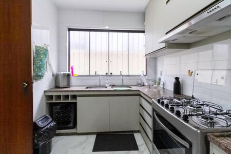 Casa à venda com 231m², 3 quartos e 3 vagasCozinha