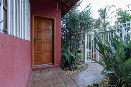 Casa à venda com 231m², 3 quartos e 3 vagasEntrada