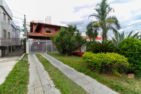 Casa à venda com 231m², 3 quartos e 3 vagasFachada