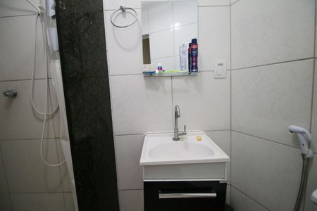 Apartamento para alugar com 58m², 2 quartos e sem vagaBanheiro