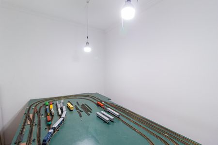 Casa à venda com 237m², 3 quartos e 4 vagas Casa à venda com 237m², 3 quartos e 4 vagasQuarto 2