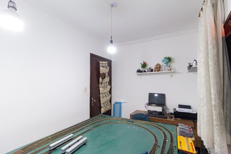 Casa à venda com 237m², 3 quartos e 4 vagas Casa à venda com 237m², 3 quartos e 4 vagasQuarto 2