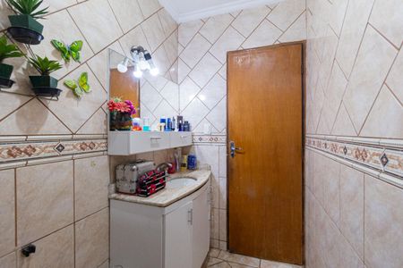 Casa à venda com 237m², 3 quartos e 4 vagas Casa à venda com 237m², 3 quartos e 4 vagasBanheiro da suíte