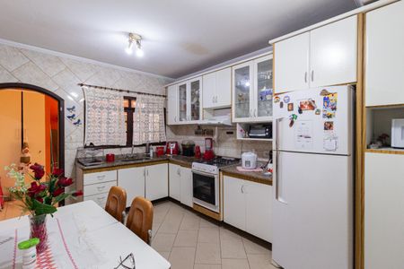 Casa à venda com 237m², 3 quartos e 4 vagas Casa à venda com 237m², 3 quartos e 4 vagasCozinha