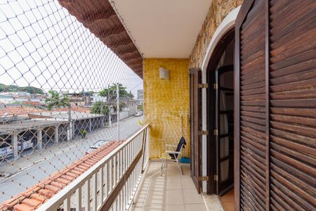 Casa à venda com 237m², 3 quartos e 4 vagas Casa à venda com 237m², 3 quartos e 4 vagasSacada da suíte