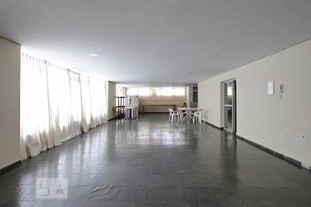 Apartamento à venda com 100m², 3 quartos e 1 vagaÁrea comum - Salão de festas