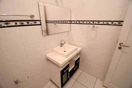 Casa para alugar com 225m², 3 quartos e 5 vagasBanheiro Suíte 1