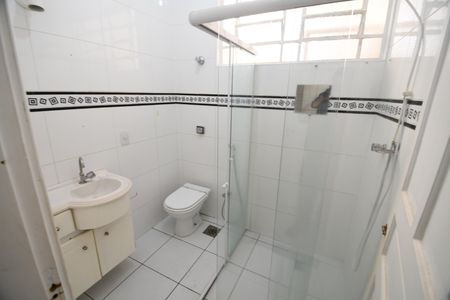 Casa para alugar com 225m², 3 quartos e 5 vagasBanheiro Suíte 2