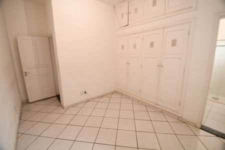 Casa para alugar com 225m², 3 quartos e 5 vagasSuíte 1