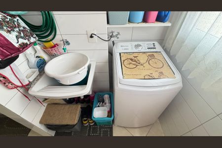 Apartamento à venda com 60m², 2 quartos e 1 vagaÁrea de Serviço