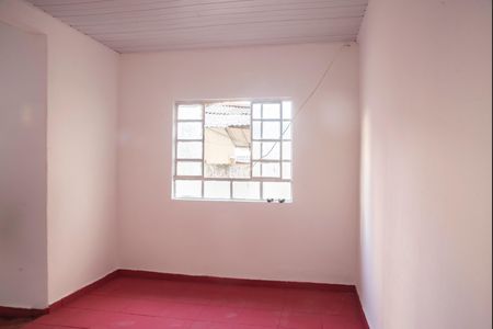 Casa de condomínio para alugar com 56m², 1 quarto e sem vagaSala