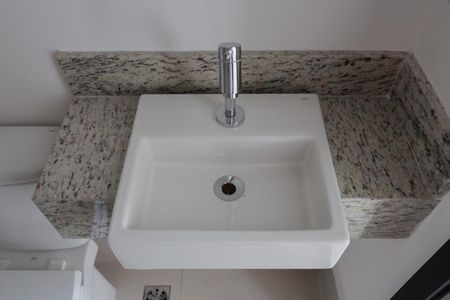 Apartamento à venda com 33m², 1 quarto e sem vaga Apartamento à venda com 33m², 1 quarto e sem vagaBanheiro da Suíte