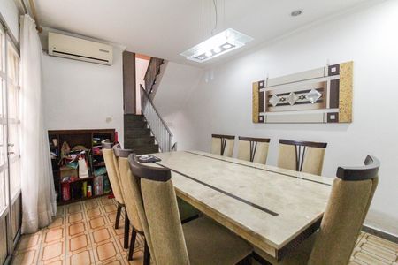 Casa à venda com 150m², 4 quartos e 2 vagasSala de Jantar