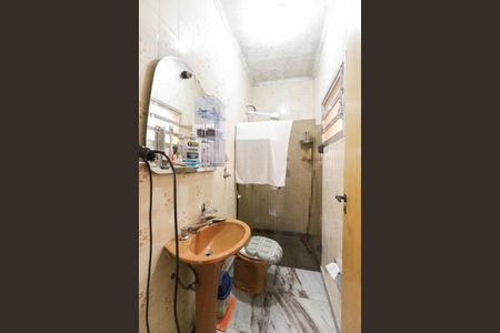 Casa à venda com 150m², 4 quartos e 2 vagasBanheiro da Suíte