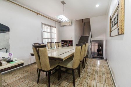 Casa à venda com 150m², 4 quartos e 2 vagasSala de Jantar