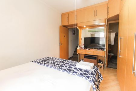 Casa à venda com 150m², 4 quartos e 2 vagasSuíte