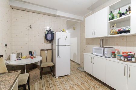 Casa à venda com 150m², 4 quartos e 2 vagasCozinha