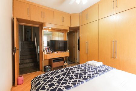 Casa à venda com 150m², 4 quartos e 2 vagasSuíte