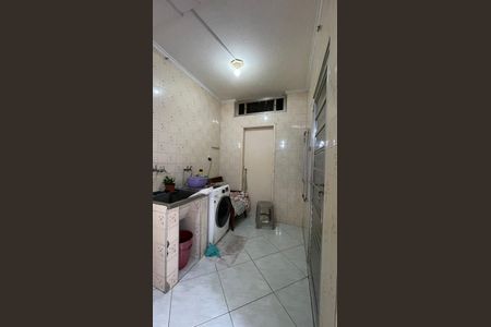 Casa à venda com 150m², 4 quartos e 2 vagasÁrea de Serviço