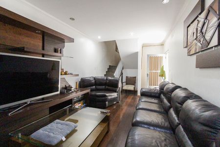 Casa à venda com 150m², 4 quartos e 2 vagasSala