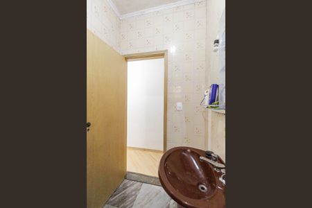 Casa à venda com 150m², 4 quartos e 2 vagasBanheiro 1