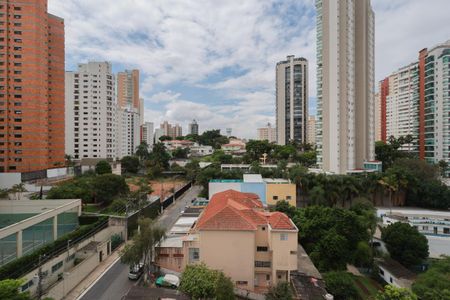 Apartamento à venda com 32m², 1 quarto e sem vaga Apartamento à venda com 32m², 1 quarto e sem vagaVista da sala