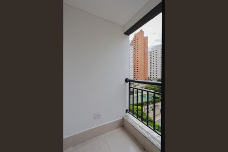 Apartamento à venda com 32m², 1 quarto e sem vaga Apartamento à venda com 32m², 1 quarto e sem vagaVaranda