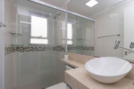 Apartamento à venda com 47m², 2 quartos e 1 vaga Apartamento à venda com 47m², 2 quartos e 1 vagaBanheiro