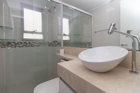 Apartamento à venda com 47m², 2 quartos e 1 vaga Apartamento à venda com 47m², 2 quartos e 1 vagaBanheiro