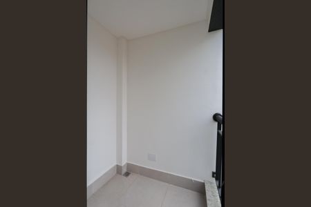 Apartamento à venda com 34m², 1 quarto e sem vaga Apartamento à venda com 34m², 1 quarto e sem vagaVaranda