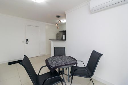 Apartamento à venda com 88m², 1 quarto e 2 vagasSala