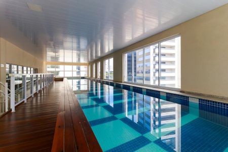 Apartamento à venda com 88m², 1 quarto e 2 vagasÁrea comum - Piscina Coberta