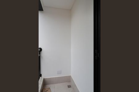 Apartamento à venda com 33m², 1 quarto e sem vaga Apartamento à venda com 33m², 1 quarto e sem vagaVaranda