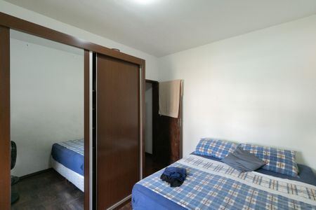 Casa à venda com 170m², 2 quartos e 10 vagasQuarto 2