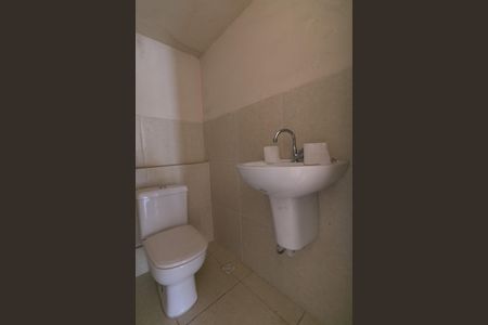 Casa à venda com 170m², 2 quartos e 10 vagasBanheiro - Terraço