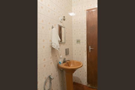 Casa à venda com 170m², 2 quartos e 10 vagasBanheiro