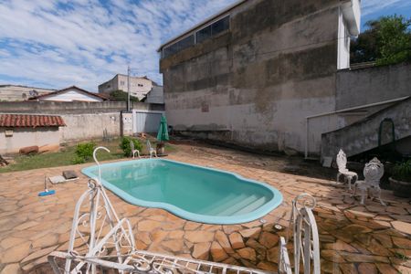 Casa à venda com 170m², 2 quartos e 10 vagasÁrea Externa